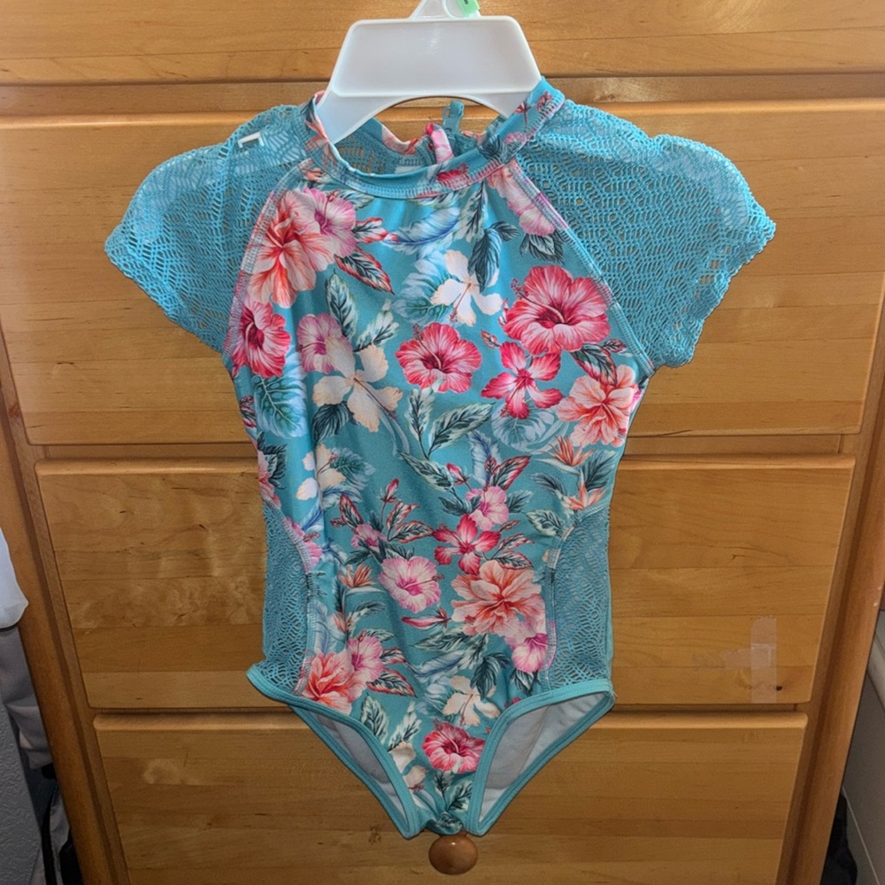 Cute One Piece Girls Bathing Suit